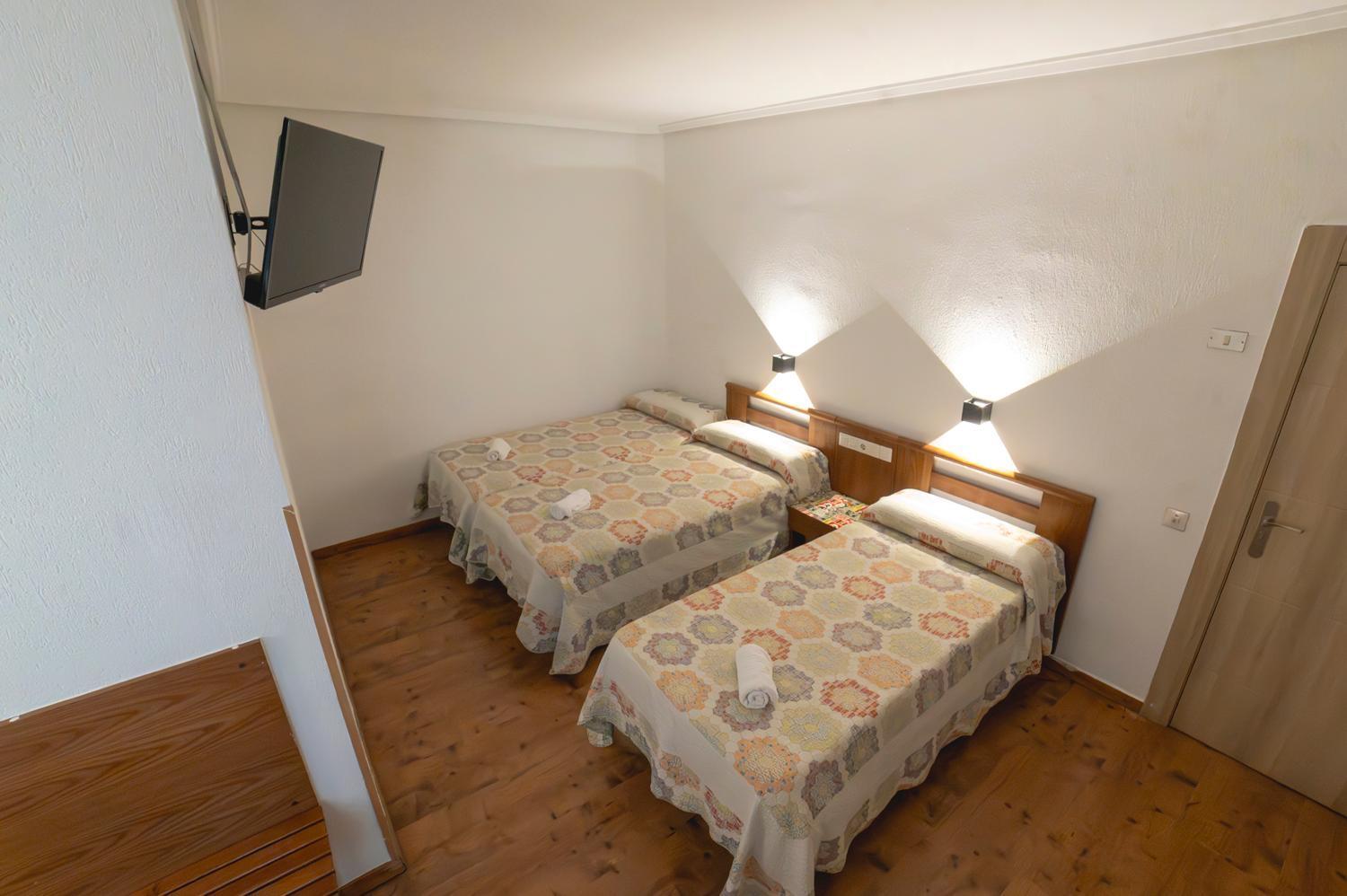 Hotel Pedro Torres Куенка Екстериор снимка