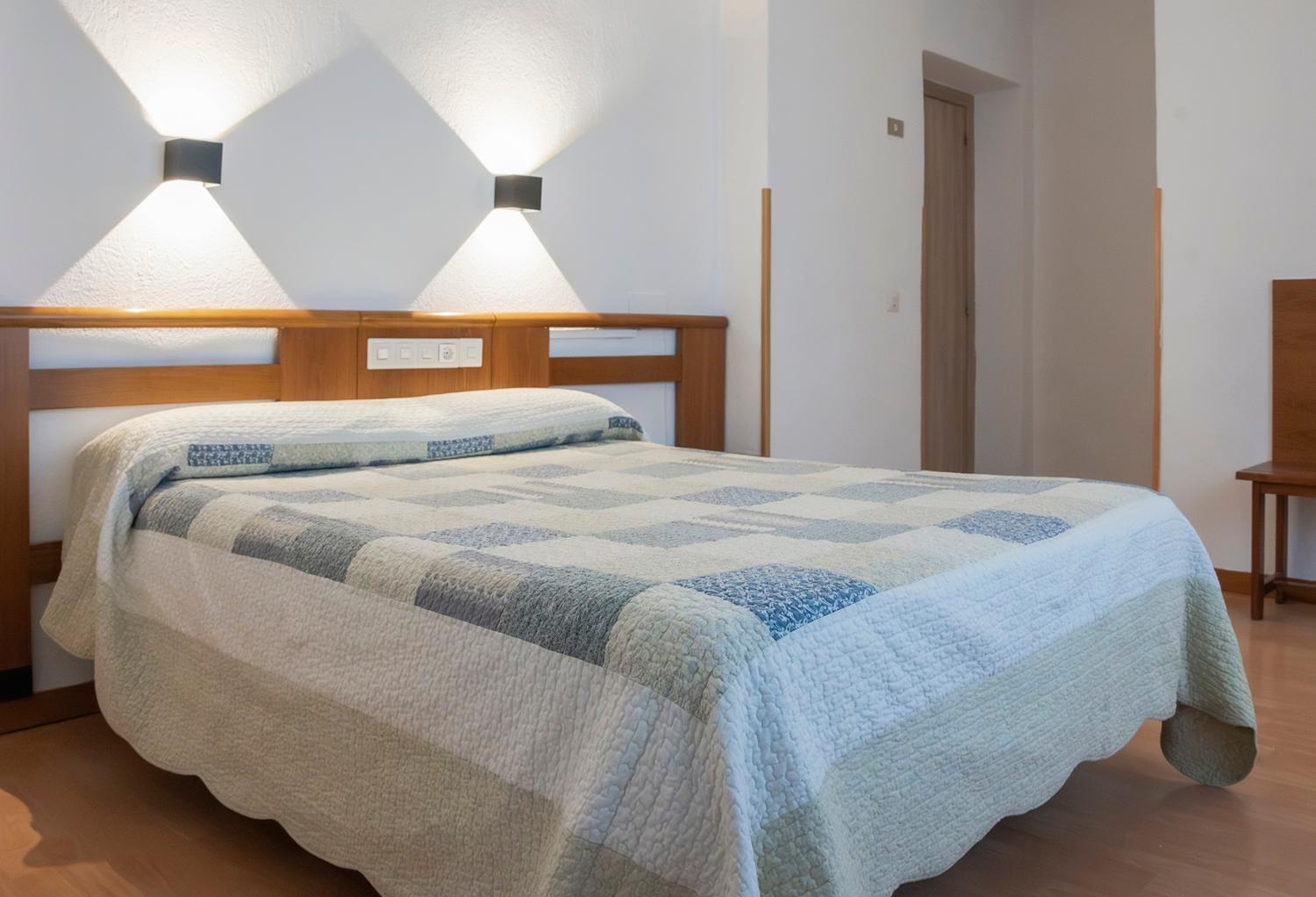 Hotel Pedro Torres Куенка Екстериор снимка